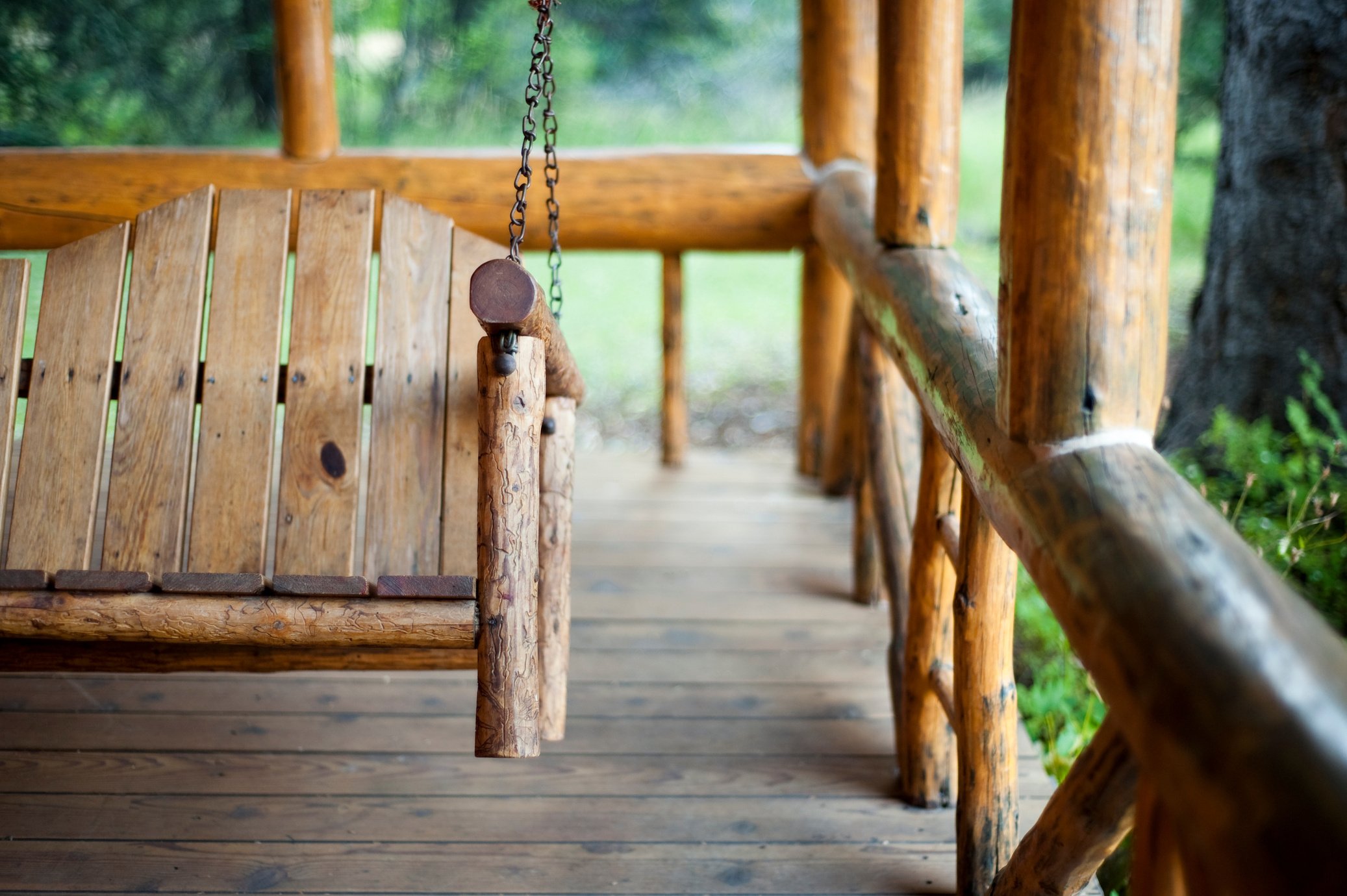 Log Cabin Swing